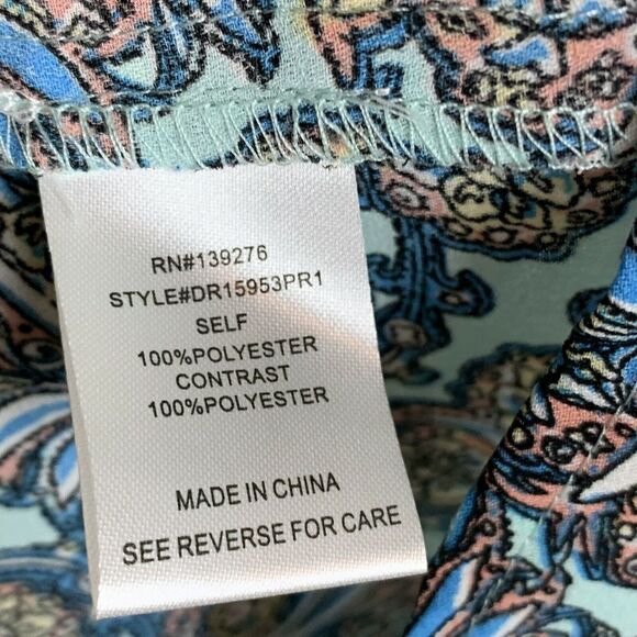 DR2 Multi Color Floral‎ Peasant Blouse Long… - Picture 6 of 6